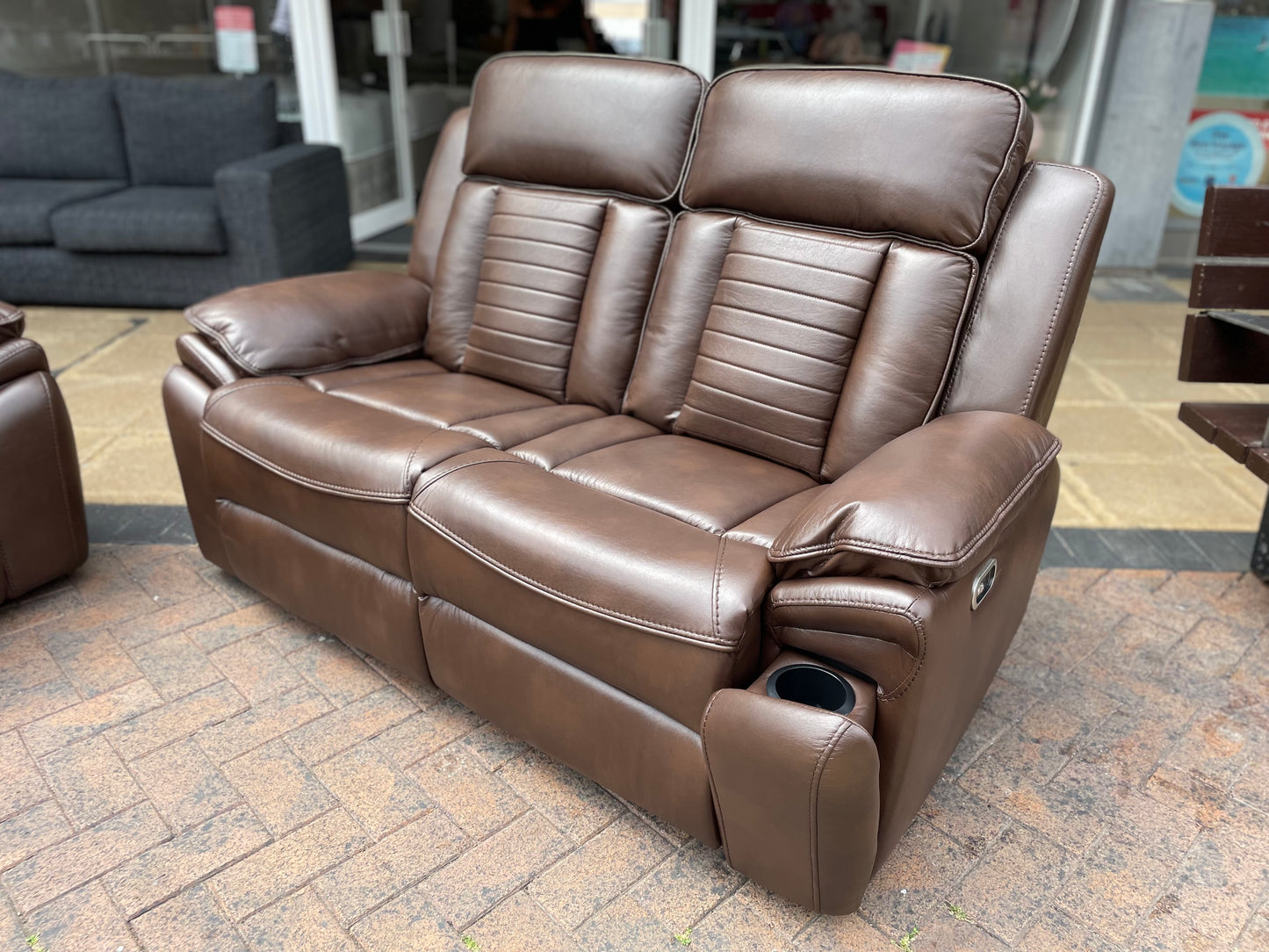 Sevilla Power Recliner Wireless Charger 3+2 Suite