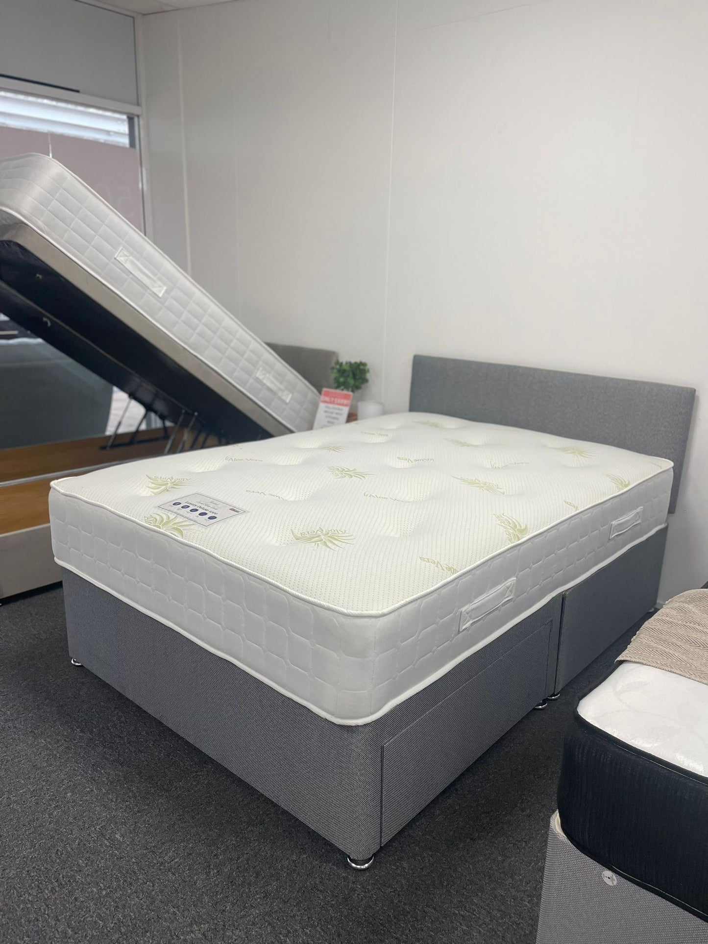 Maddy Lux 1000 Pocket Sprung Mattress